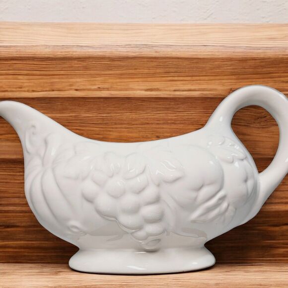Tabletops Unlimited Nature China Sauce Gravy Boat Embossed Fruit White - Picture 11 of 12